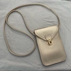 Small crossbody